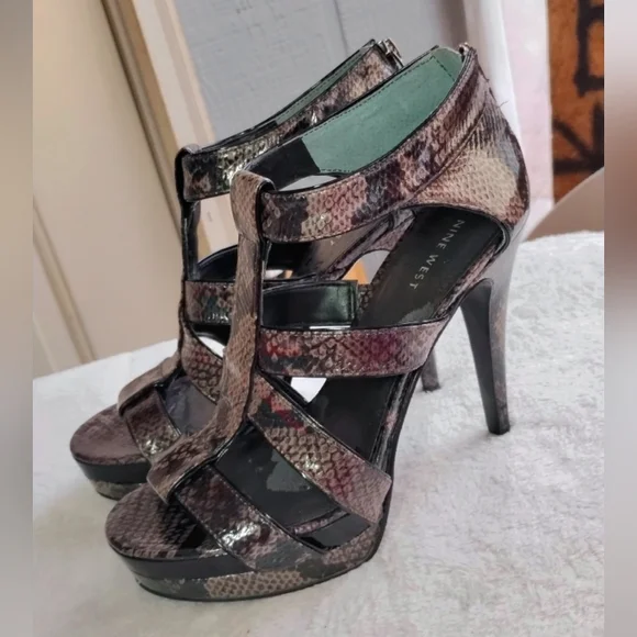 Nine West Snake Skin Pumps - Picture 9 of 12